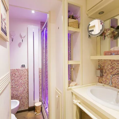 Pantheon Romantic Loft * ローマ