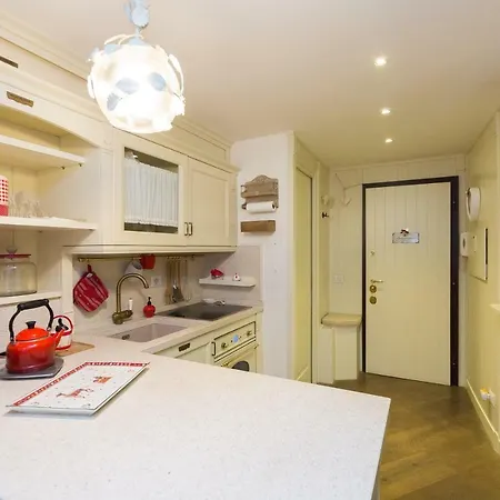 Pantheon Romantic Loft *