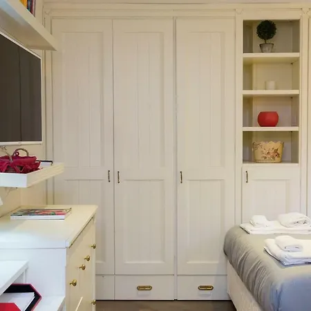 Pantheon Romantic Loft