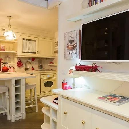 Pantheon Romantic Loft *