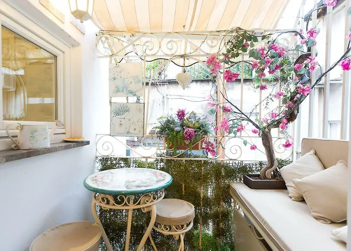 Pantheon Romantic Loft *