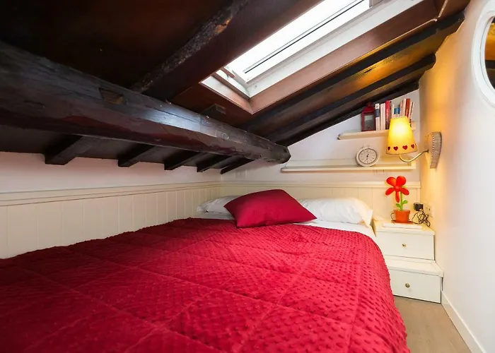 Daire Pantheon Romantic Loft Roma