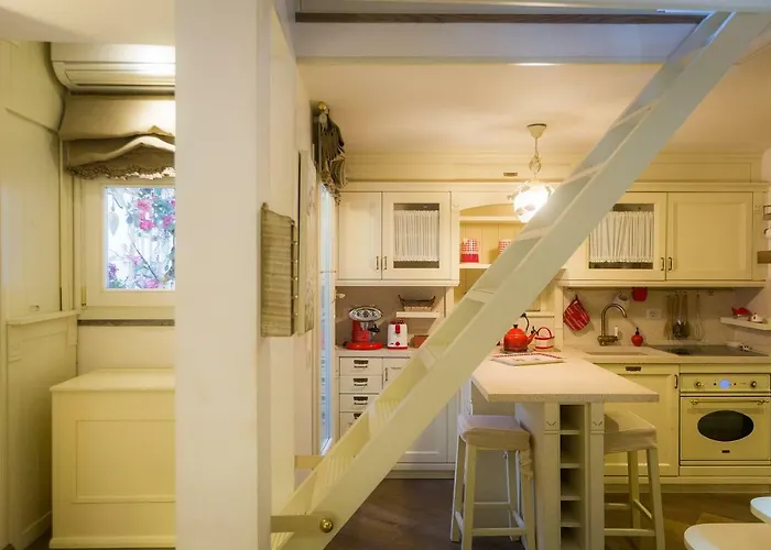 Daire Pantheon Romantic Loft